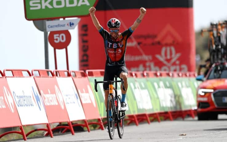 Vuelta 2021 Damiano Caruso vince la nona tappa. Roglic si